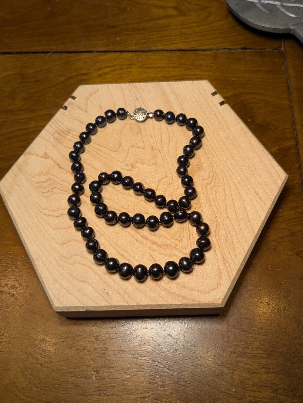 16" Black Peacock Cultured Freshwater Pearl Necklace - Safety Clasp